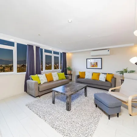 Superb Flat Near Hadrian's Gate Apartment *