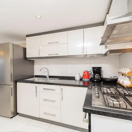 Apartment Superb Flat Near Hadrian's Gate *