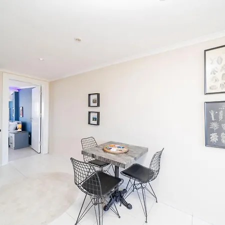Apartment Superb Flat Near Hadrian's Gate